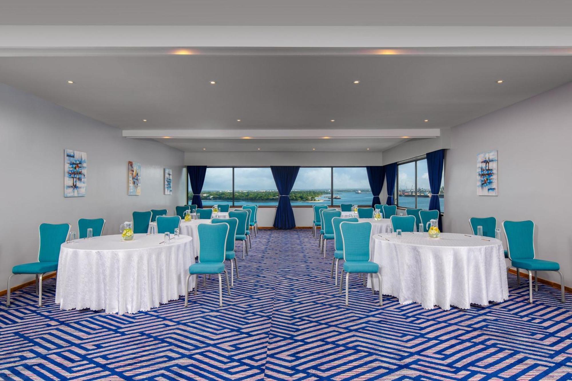 Four Points By Sheraton Dar Es Salaam New Africa Экстерьер фото